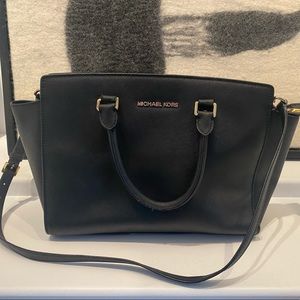 Michael Kors Selma satchel Black Saffiano Leather